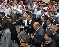 Tüzmen'e saldırı girişimi