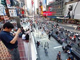 Wall Street'te göndere Türk bayrağı çekildi