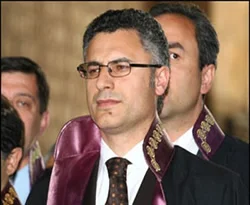 'Yepyeni bir Anayasa süreci başlamalı'