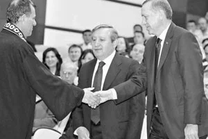 Yüksek Mahkeme'ye yeni üye