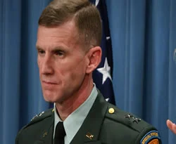 ABD'li komutan McChrystal ordudan ayrılıyor