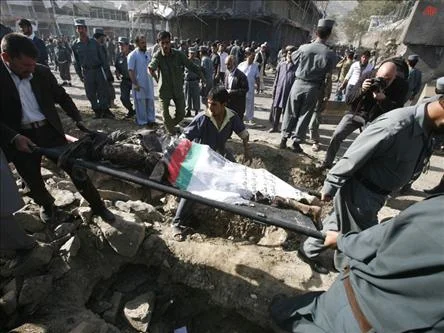 Afganistan'da patlama: 39 ölü