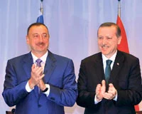Azerbaycan'la tarihi gaz anlaşması imzalandı