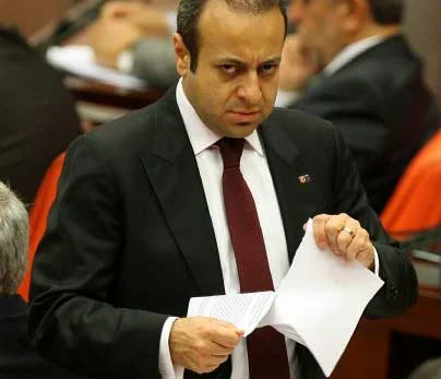 Bakan Bağış'ın patladığı an!