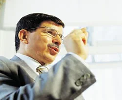 Davutoğlu: Kriz değil barış istiyoruz