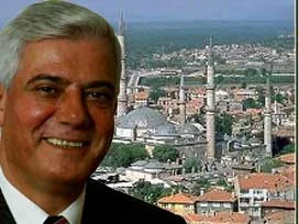 Edirne Belediye Başkanı istifa etti