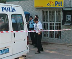 Fatih PTT Şubesi'nde silahlı soygun