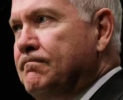 Gates: İran çok ileri gidiyor