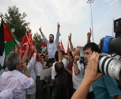 "Gemide 3 İsrail askerini esir aldık"