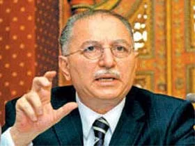 İhsanoğlu: Herkes uluslarası hakkını kullansın