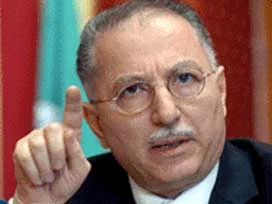İhsanoğlu: Korsanlık, suç ve devlet terörizmi