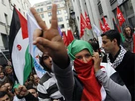 İsrail Başkonsolosluğu'nda gergin anlar
