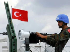 Lübnan'da Türk askerinin görev süresi uzadı
