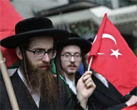 New York'ta Türk bayraklı protesto