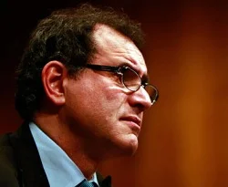 Roubini'den Yunanistan'a iflas tavsiyesi