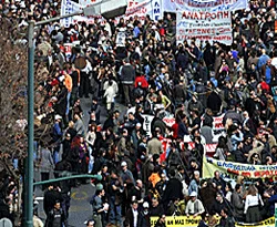 Yunanistan'da emeklilerin protestosu