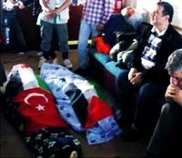 Yüzükoyun yatıp ölümü bekledik