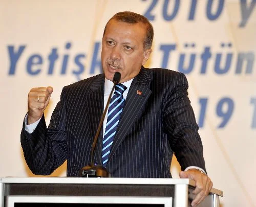 Başbakan Erdoğan, sigara içmeyi intihara benzetti