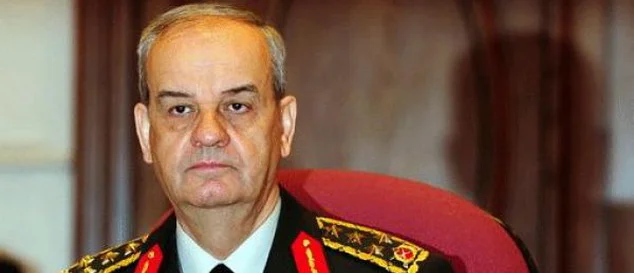 Başbuğ hakkında suç duyurusu!