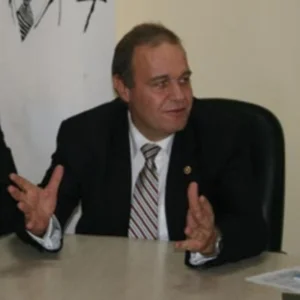 CHP'li Öztrak: Referandum dayatmadır