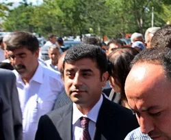 Demirtaş: Şiddet sorunu çözmez