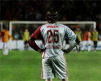 Galatasaray, iki futbolcuyu gönderdi