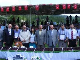 Isparta'da Kiraz Festivali hüzünlü başladı