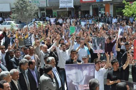 Kardemir'de eylemler devam ediyor