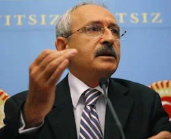 Kılıçdaroğlu camiye uğradı