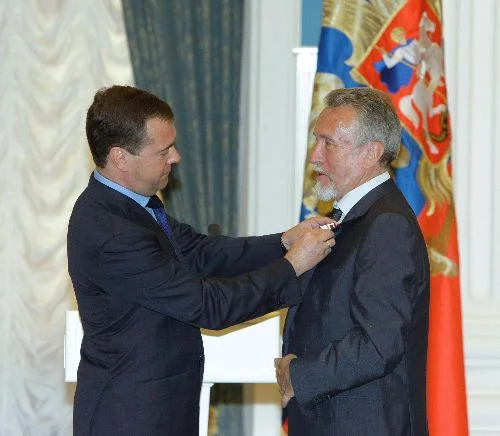 Medvedev'in Gürcistan ilgisi