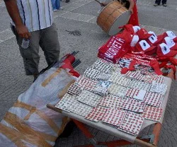 Mitingler en çok onları sevindiriyor