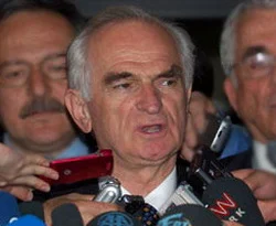 Önder Sav o görüşmeyi açıkladı!
