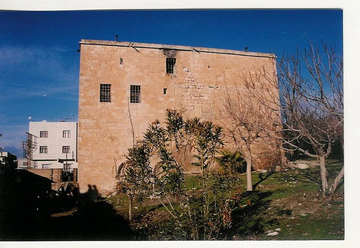 Provakatörler Mor Yakup Klisesi'ni hedef aldı