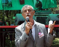 'Sivas'ın gerçek failleri elini kolunu sallayarak geziyor'