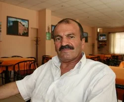 'Ülke menfaatini düşünen herkes evet desin'