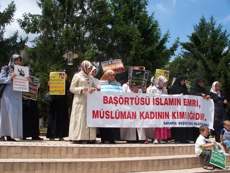 Vesayet rejimi tam gaz devam ediyor!