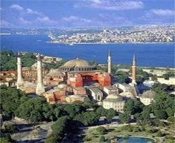 Ayasofya bir an önce ibadete açılmalıdır