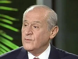 Bahçeli'nin çok çirkin çarşaf benzetmesi