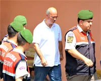 Balyoz'da ilk tutuklama !