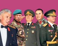 Balyoz sanıkları tutuksuz yargılanacak