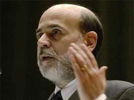 Bernanke: ABD'nin önünde uzun yol var