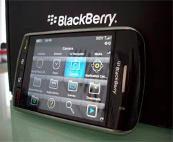 BlackBerry'den BAE'ye hizmet sözü