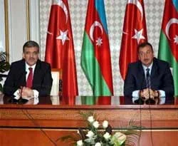 Cumhurbaşkanı Gül Bakü'de