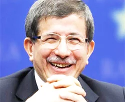 Davutoğlu'nun referandum tahmini