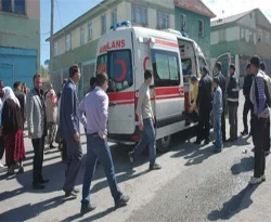 Diyarbakır'da ailelerin kanlı kavgası