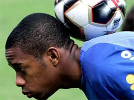 F.Bahçe'den Robinho açıklaması