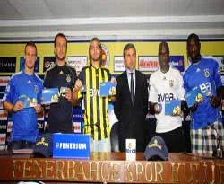 Fenerbahçe'de 5'i bir yerde imza şov