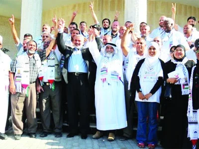 Gazze aktivistleri bağrına bastı