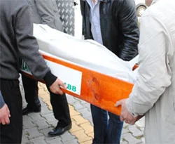 Genç kadının şüpheli ölümü