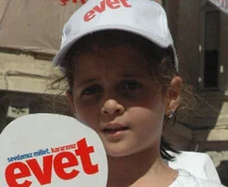 Gençlerden 'evet' yürüyüşü